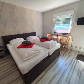 Отель B&B Waldcafe  Альтенау